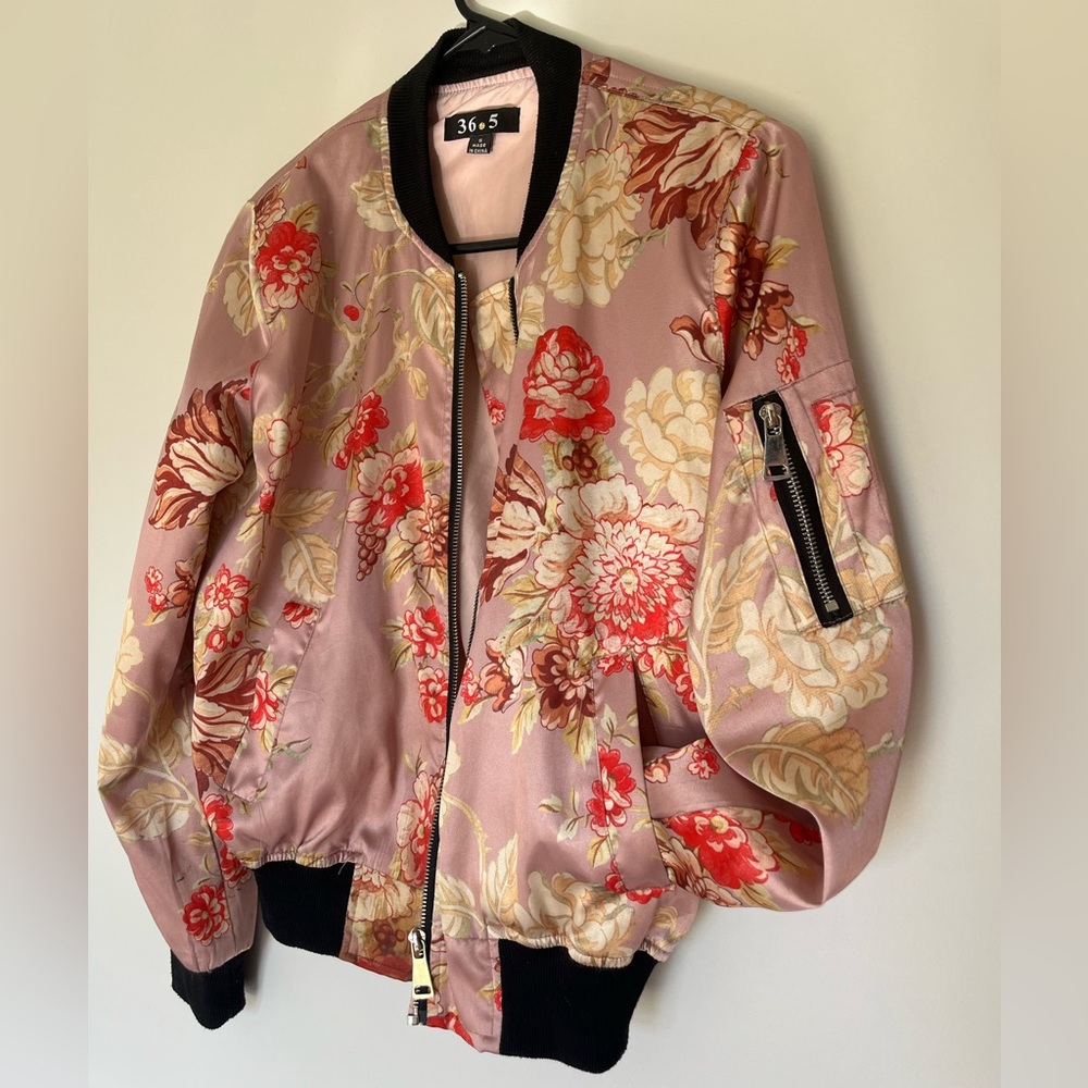 36•5 Pink Floral Satin Bomber Jacket - Small